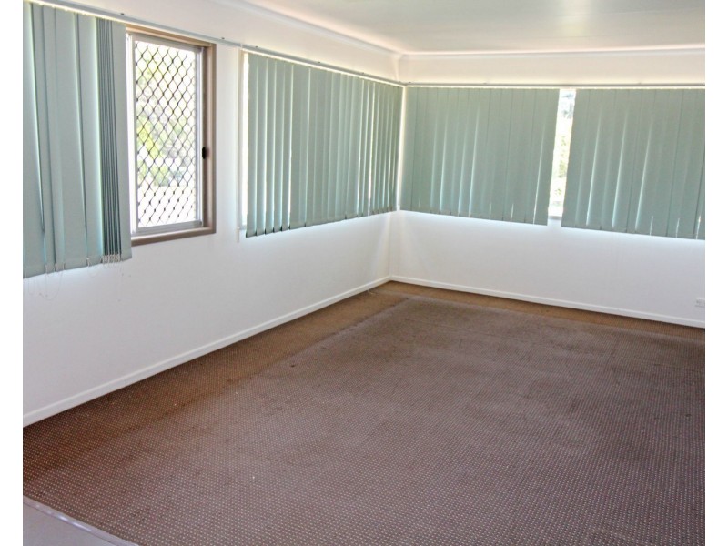 60 Locke Street, Warwick QLD 4370