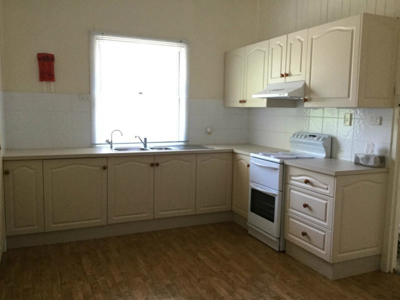 5 Wilga Avenue, Warwick QLD 4370