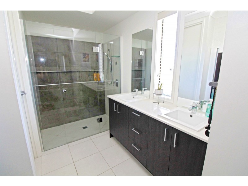 3 Derain Drive, Warwick QLD 4370