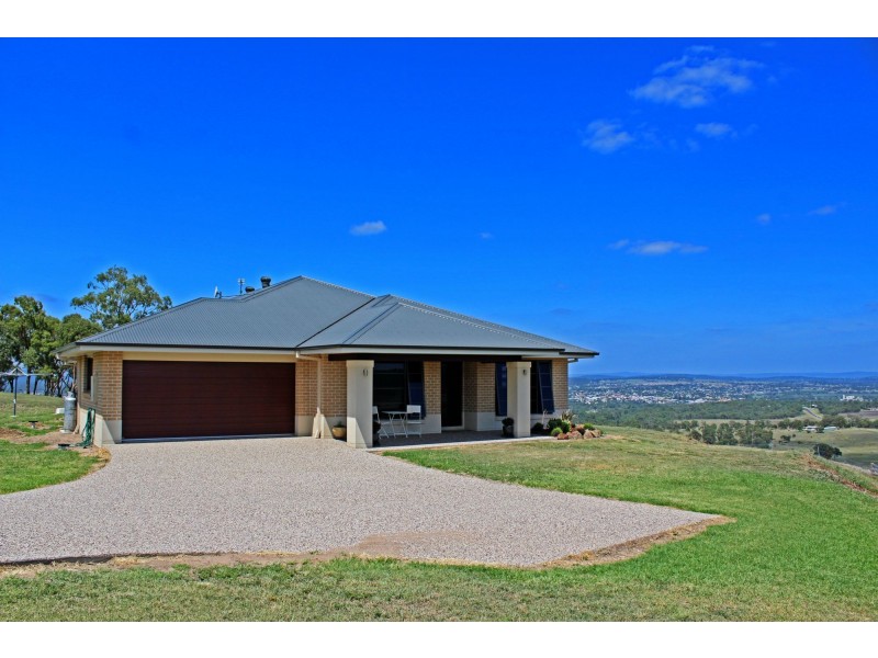 3 Derain Drive, Warwick QLD 4370
