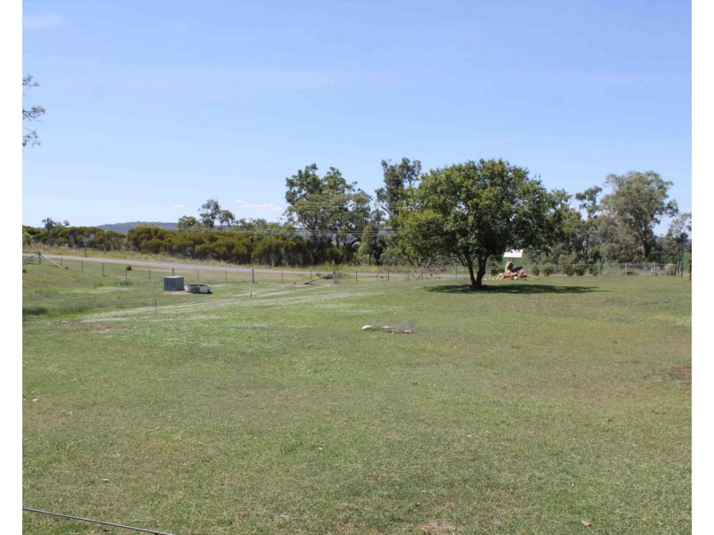 4188 Leyburn Cunningham Road, Wheatvale QLD 4370