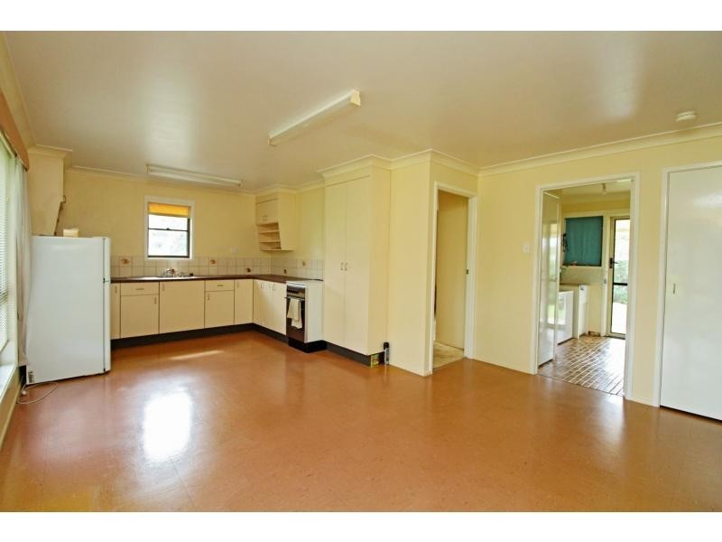 4 Bakon Street, Warwick QLD 4370