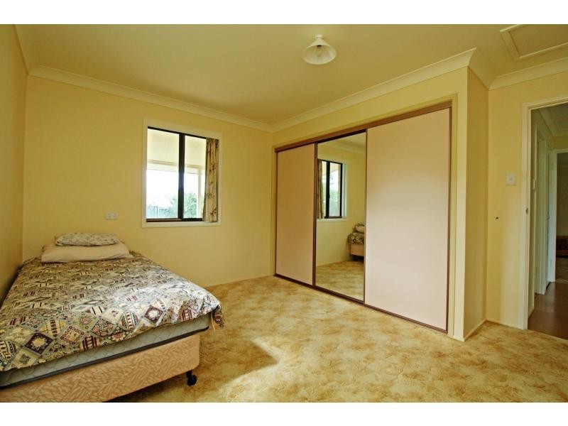 4 Bakon Street, Warwick QLD 4370