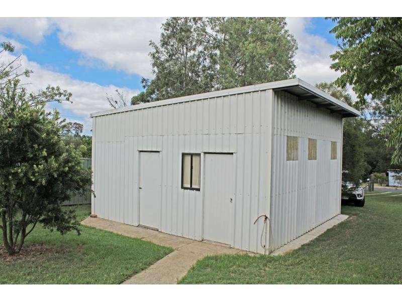 4 Bakon Street, Warwick QLD 4370