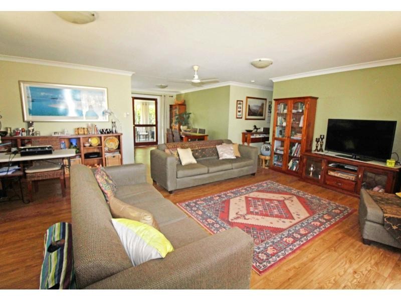 2/121 Locke Street, Warwick QLD 4370