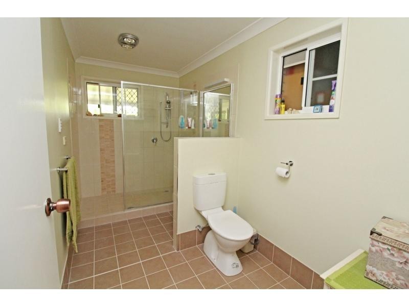 2/121 Locke Street, Warwick QLD 4370