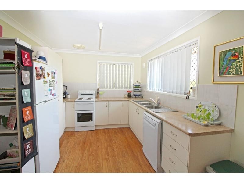 2/121 Locke Street, Warwick QLD 4370