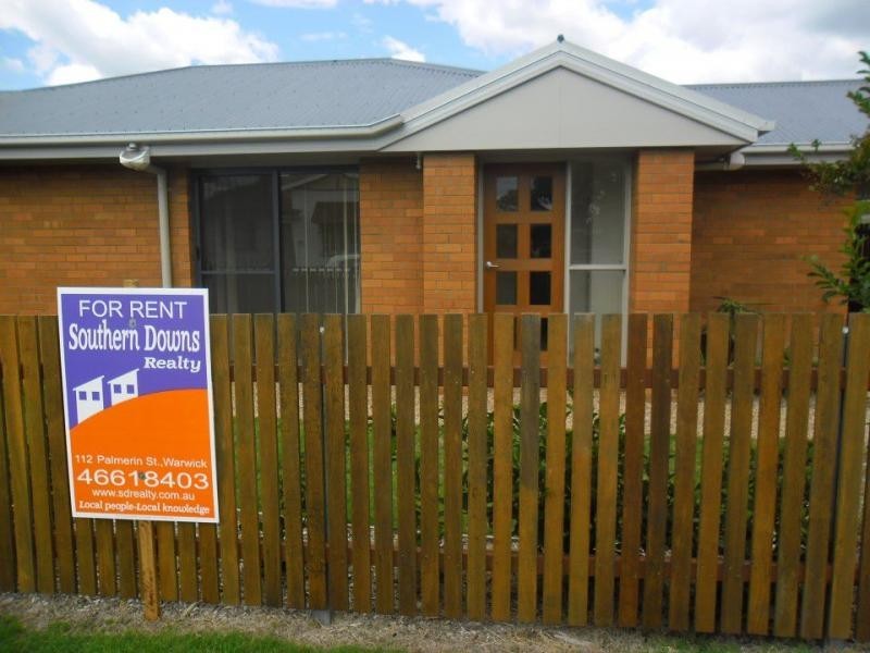 1/22 Stewart Avenue, Warwick QLD 4370