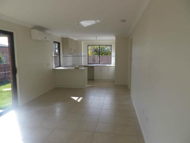 1/22 Stewart Avenue, Warwick QLD 4370