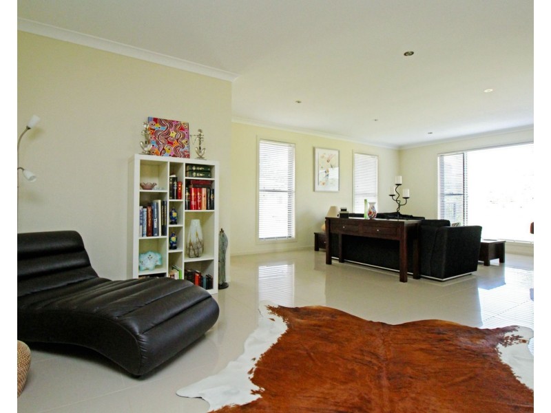 33 Lyons Crescent, Warwick QLD 4370