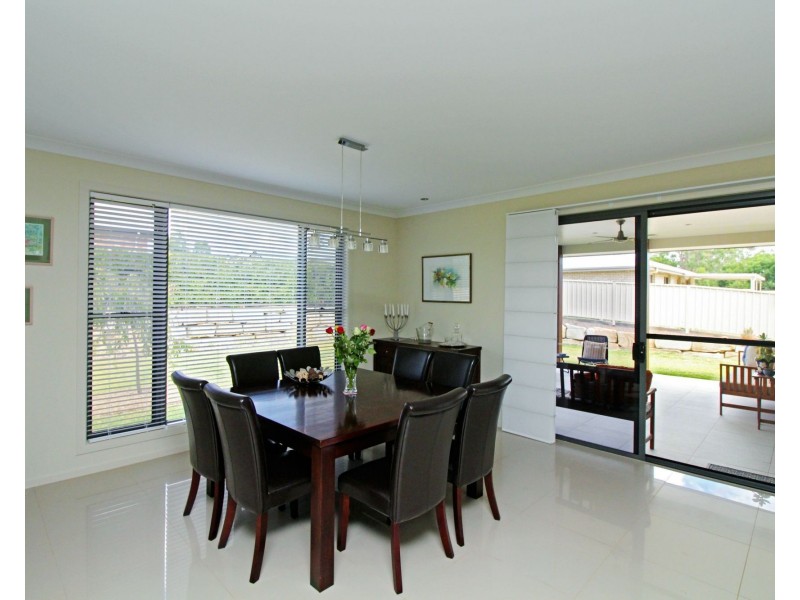 33 Lyons Crescent, Warwick QLD 4370