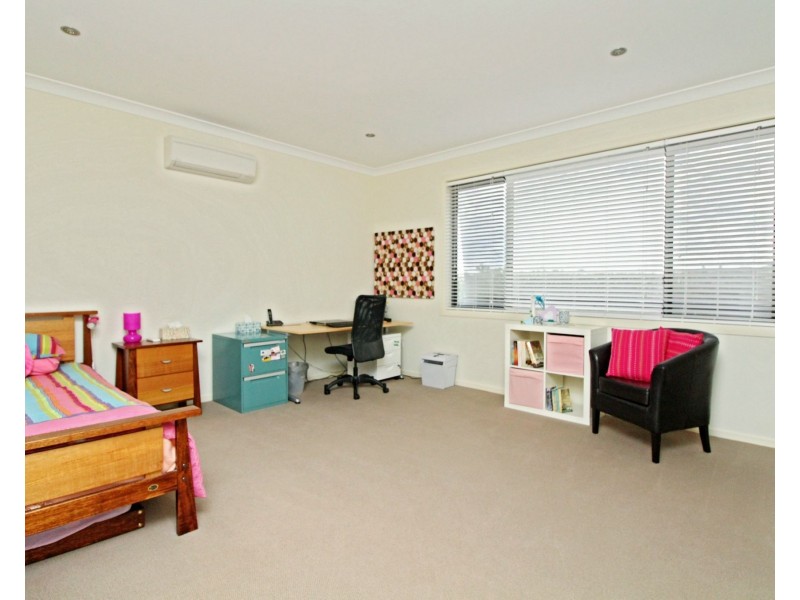33 Lyons Crescent, Warwick QLD 4370