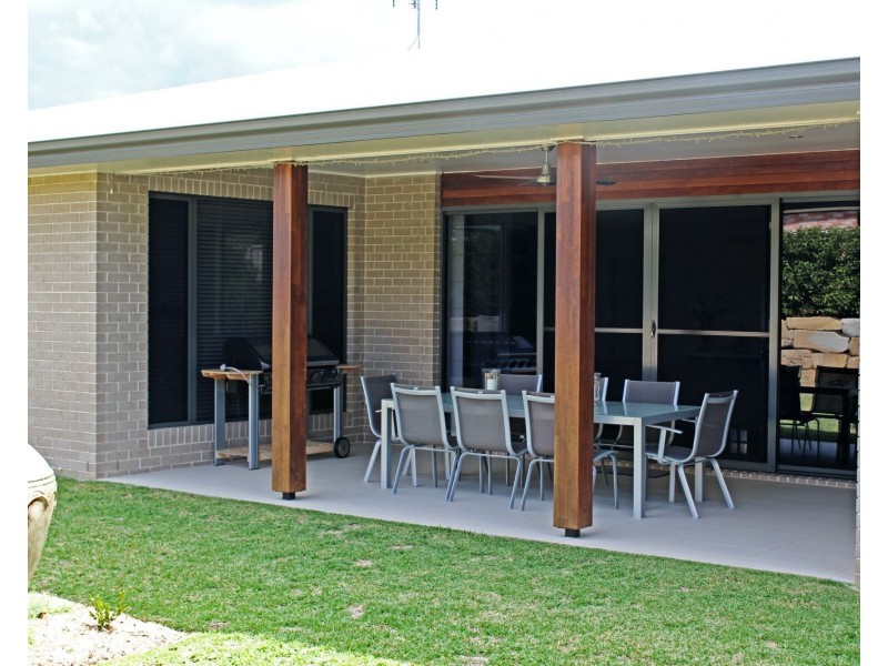 33 Lyons Crescent, Warwick QLD 4370