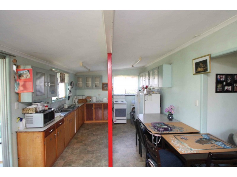 18 Emu Creek Road, Emu Vale QLD 4371