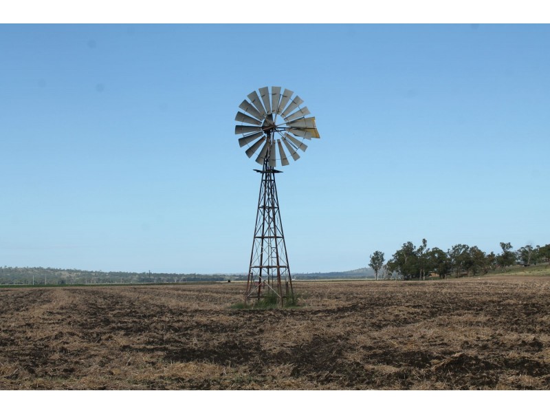 657 Upper Wheatvale  Rd St, Massie QLD 4370