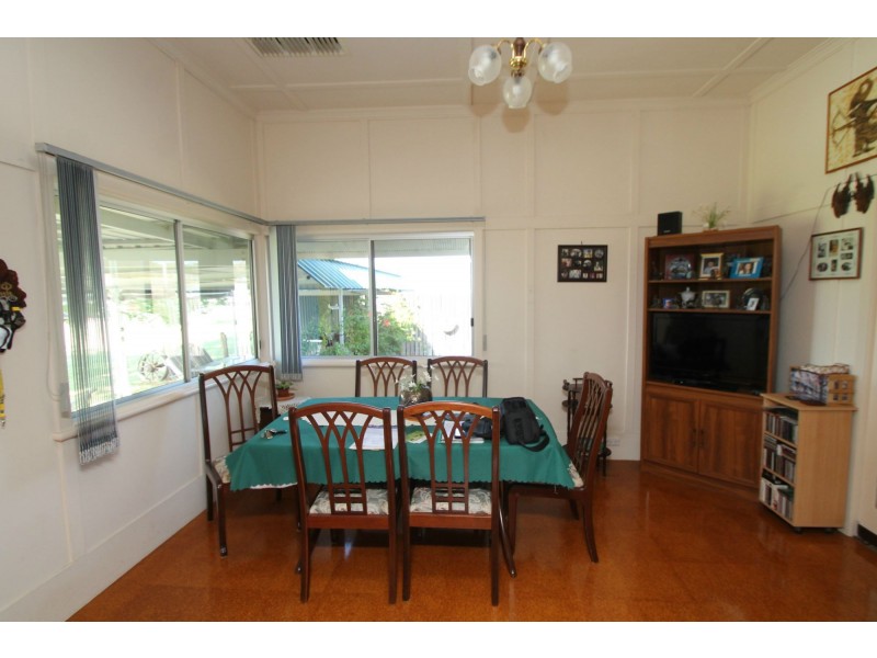 657 Upper Wheatvale  Rd St, Massie QLD 4370