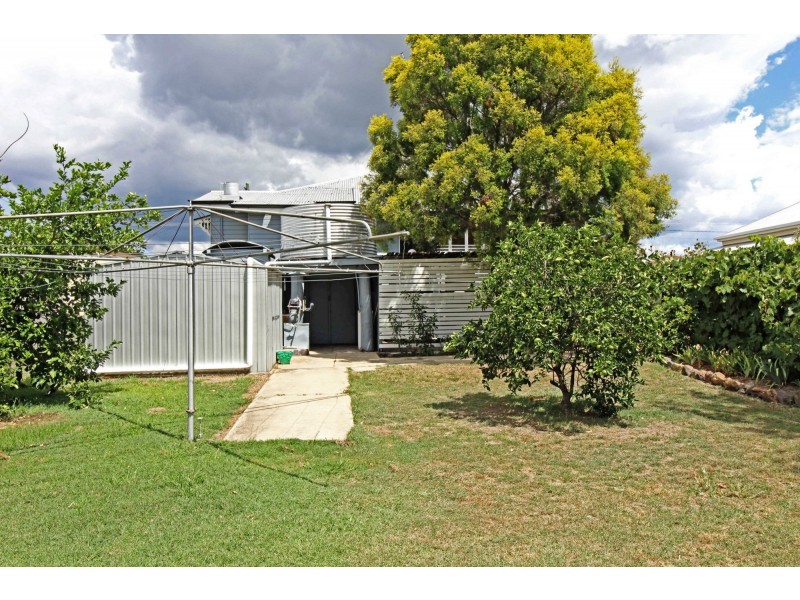 118 Percy Street, Warwick QLD 4370