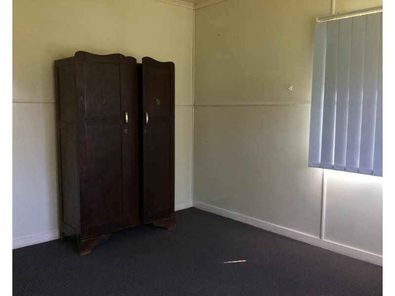 2 Evans Crescent, Warwick QLD 4370