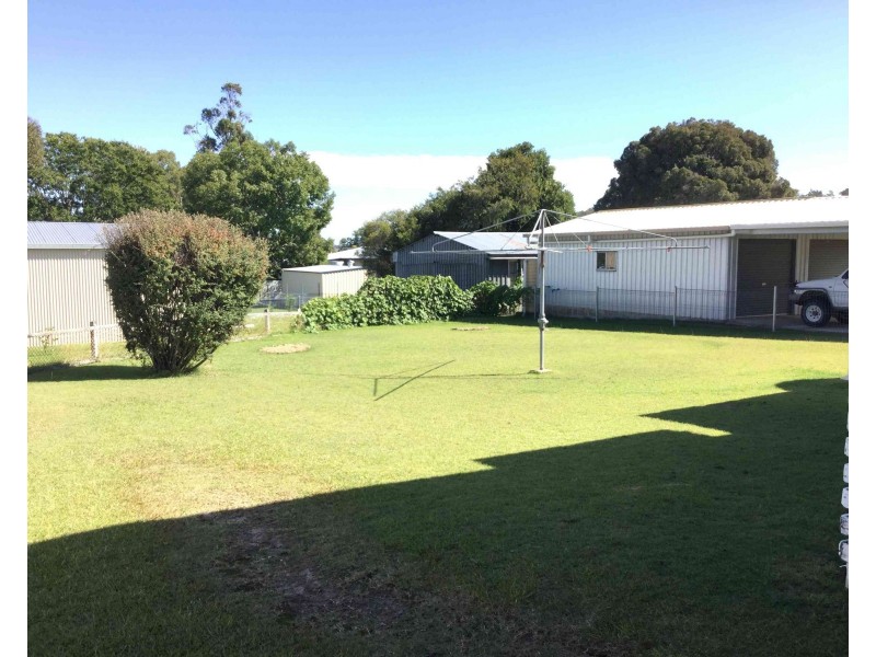 2 Evans Crescent, Warwick QLD 4370