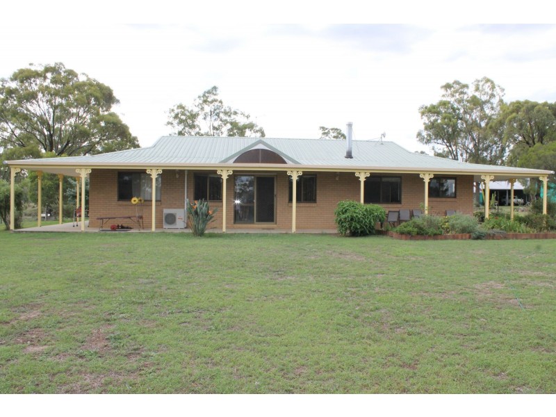 652 Upper Wheatvale  Rd St, Warwick QLD 4370
