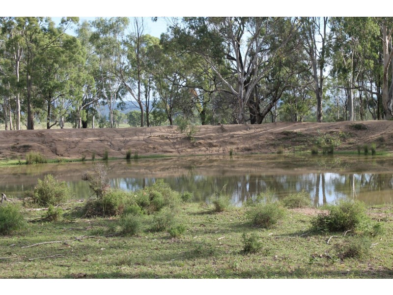 652 Upper Wheatvale  Rd St, Warwick QLD 4370