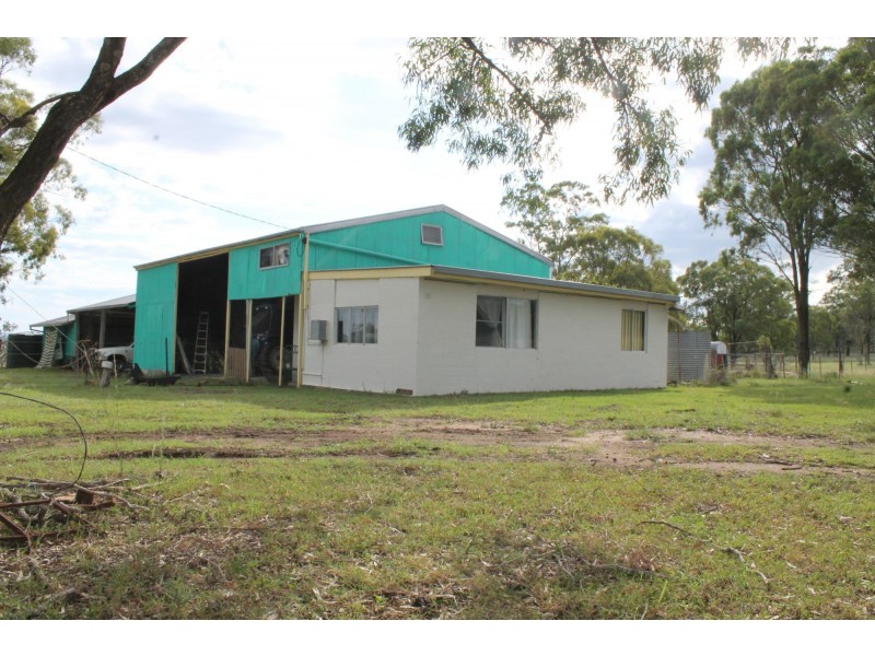 652 Upper Wheatvale  Rd St, Warwick QLD 4370
