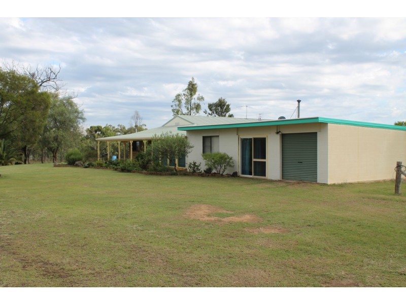 652 Upper Wheatvale  Rd St, Warwick QLD 4370