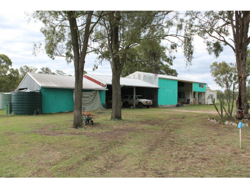 652 Upper Wheatvale  Rd St, Warwick QLD 4370