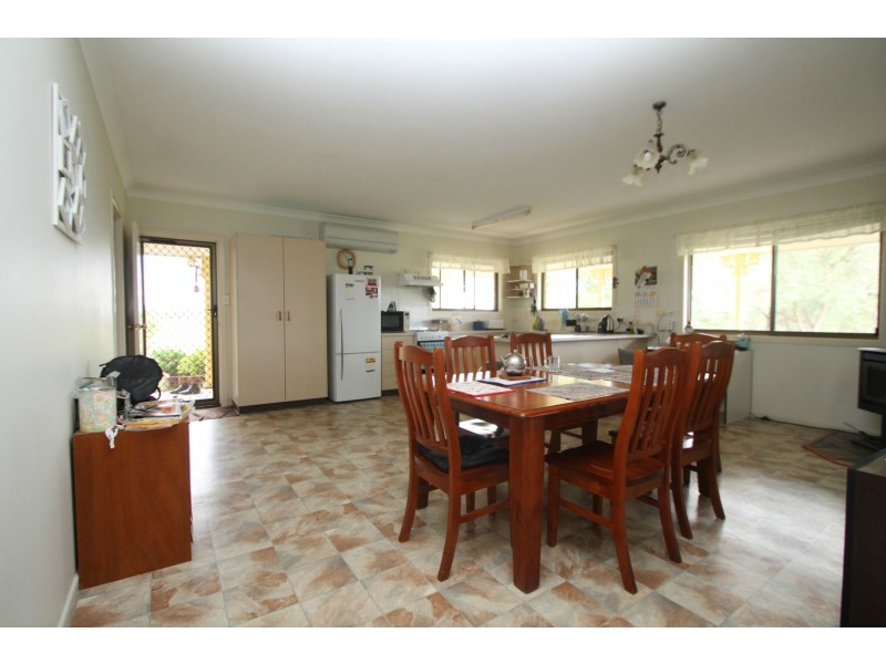 652 Upper Wheatvale  Rd St, Warwick QLD 4370