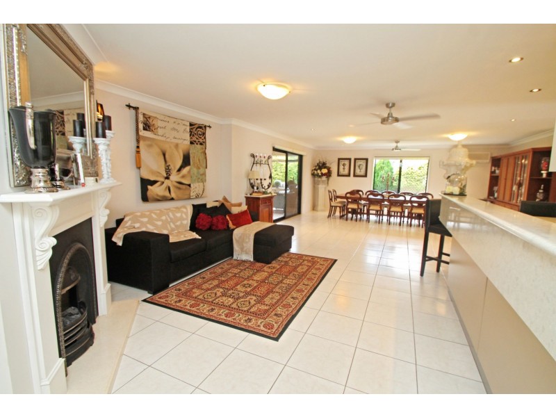 22 Lyons Crescent, Warwick QLD 4370