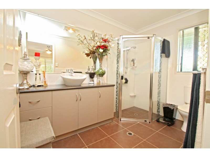 22 Lyons Crescent, Warwick QLD 4370