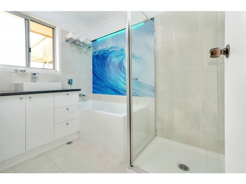 13 Robinson Road, Warwick QLD 4370