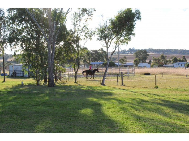 13 Robinson Road, Warwick QLD 4370