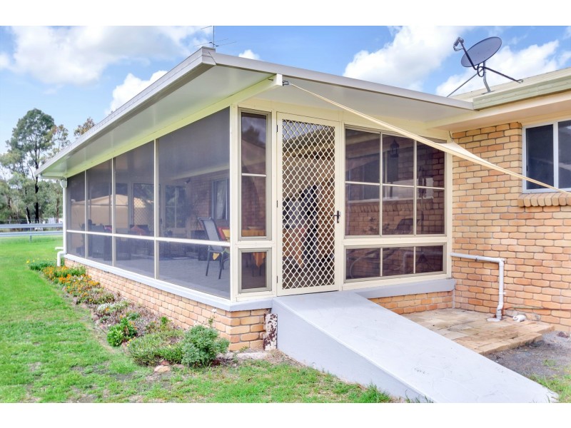 13 Robinson Road, Warwick QLD 4370