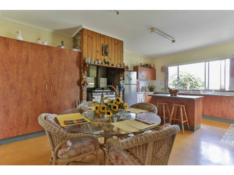 156 Warner Street, Rosenthal Heights QLD 4370