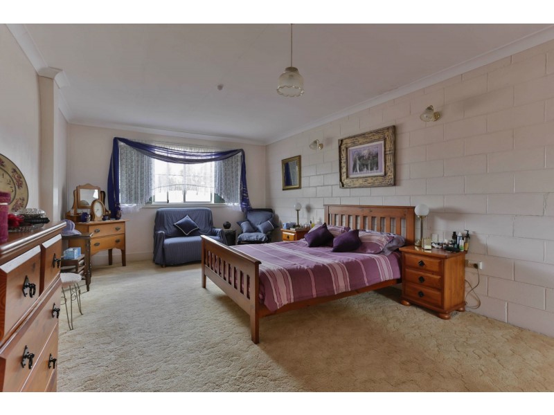 156 Warner Street, Rosenthal Heights QLD 4370