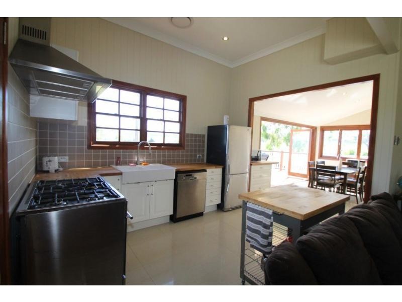 14 Hodgson Street, Maryvale QLD 4370