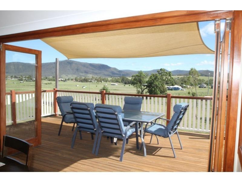 14 Hodgson Street, Maryvale QLD 4370