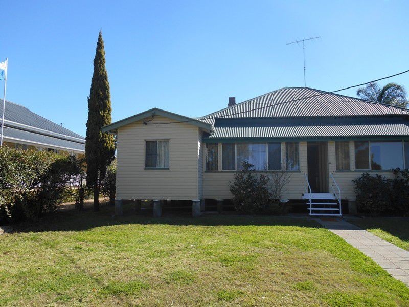 Unit 1/77 Guy Street, Warwick QLD 4370