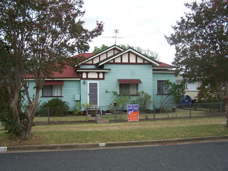 102 Percy St, Warwick QLD 4370