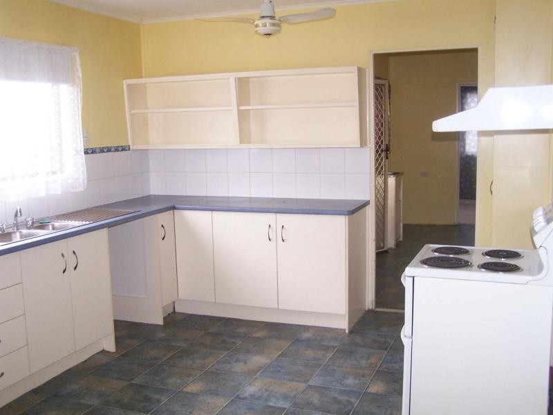 102 Percy St, Warwick QLD 4370