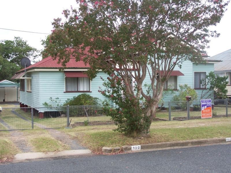 102 Percy St, Warwick QLD 4370