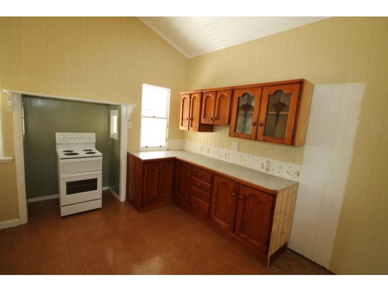 15 Thornton Street, Warwick QLD 4370