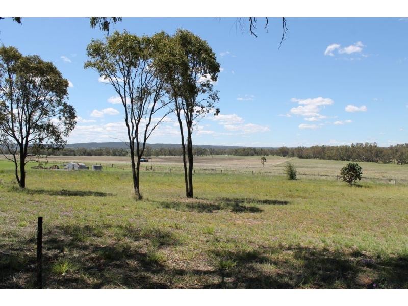 Leslie QLD 4370
