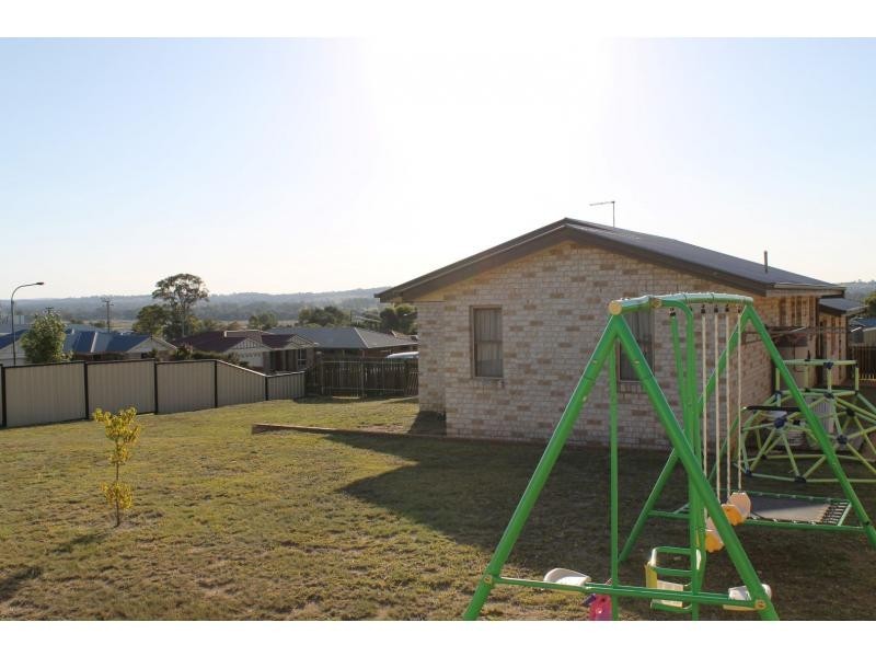8 Hakea Court, Warwick QLD 4370