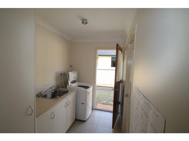 8 Hakea Court, Warwick QLD 4370