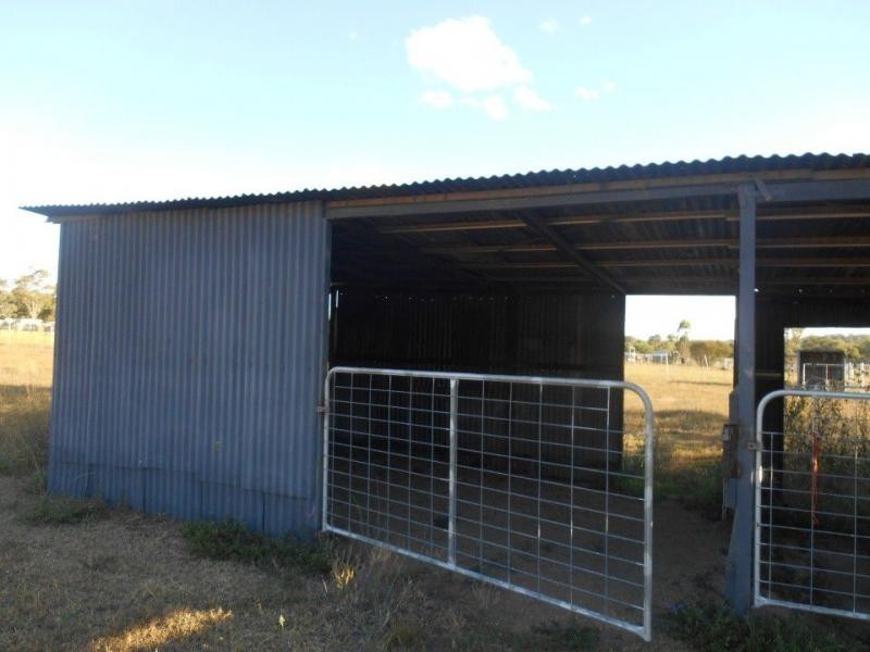 37 Kurrajong Road, Warwick QLD 4370