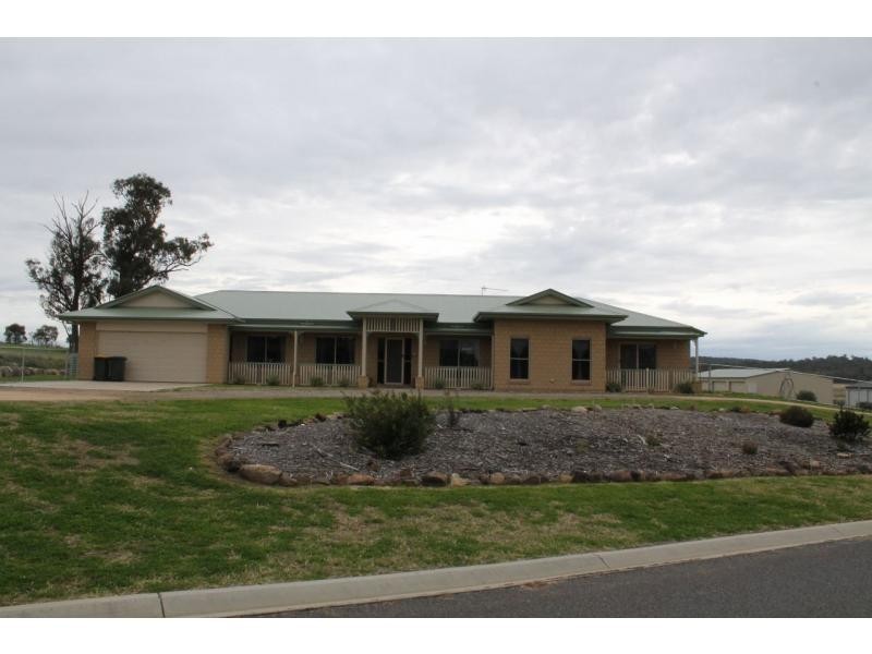 3 Condavale Drive, Warwick QLD 4370