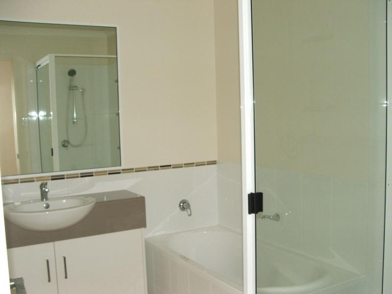 Unit 3/22 Stewart Avenue, Warwick QLD 4370