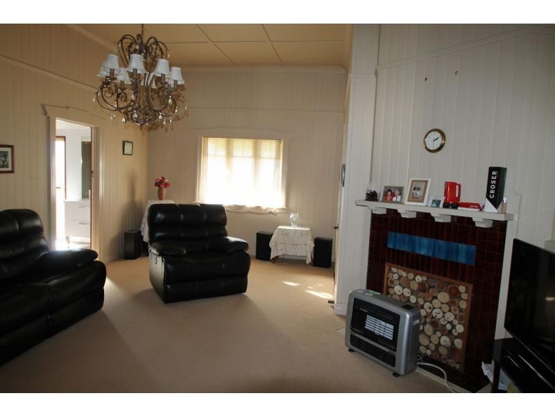 83 Guy Street, Warwick QLD 4370